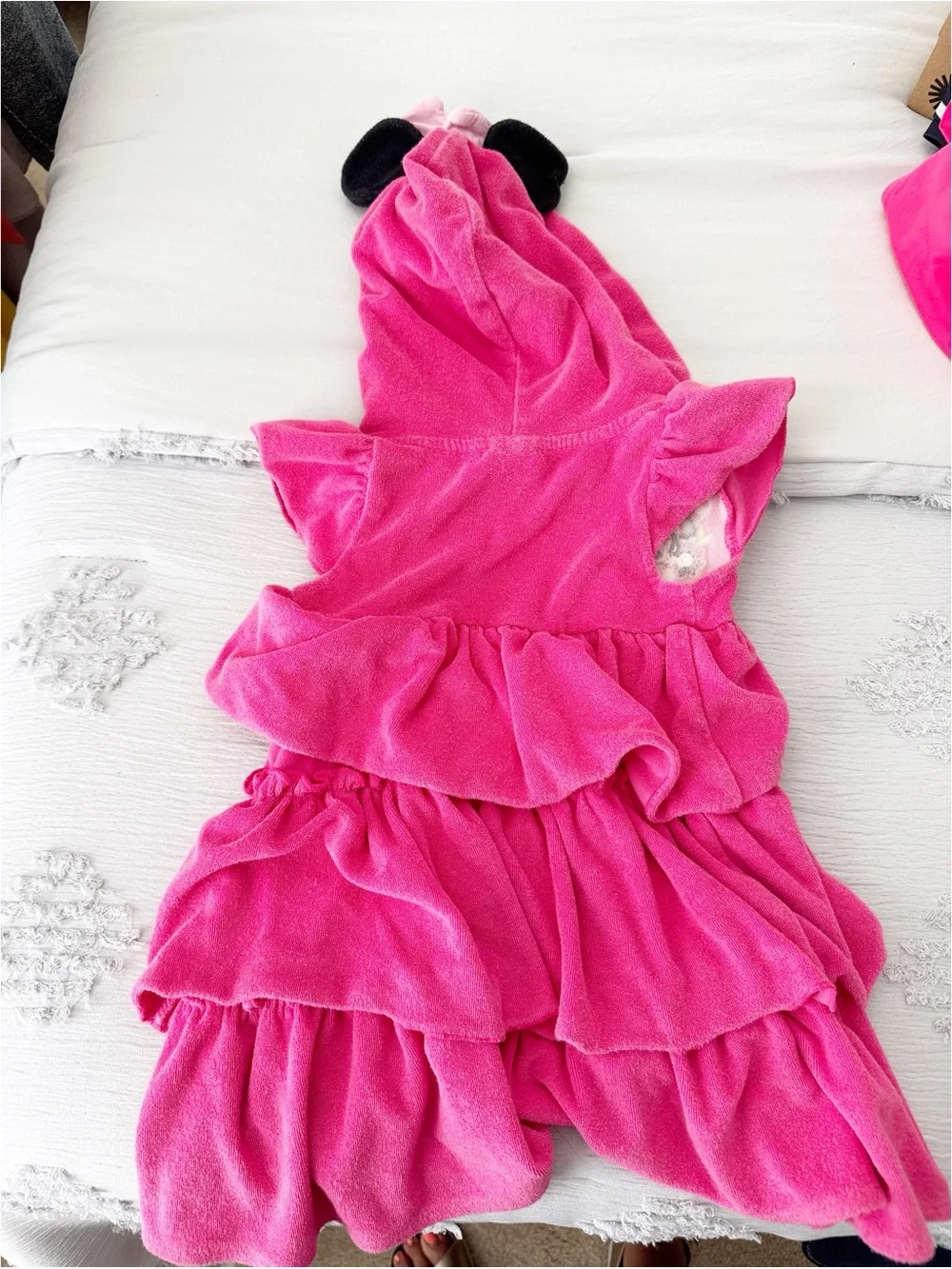 Disney store vintage Minnie Mouse ruffled terry cloth hooded swim cover up sz 2